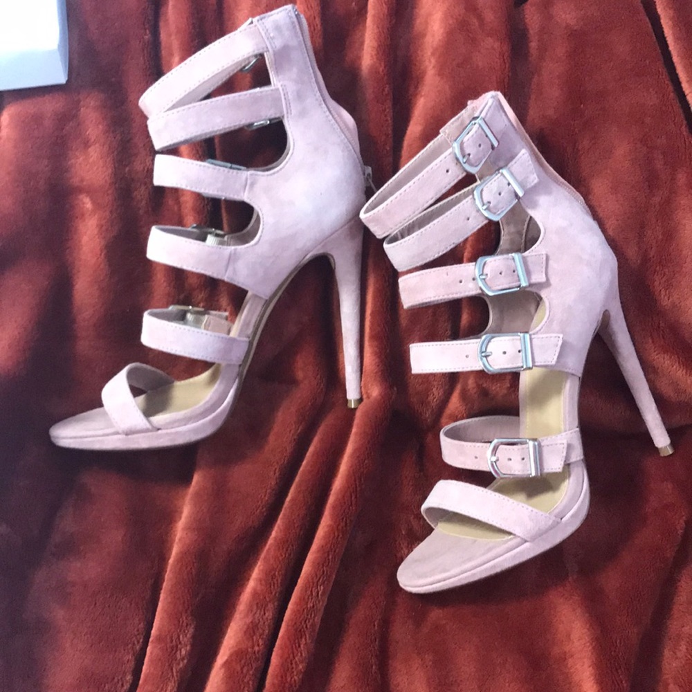 Mauve Steve Madden ‘Rose’ Strappy Heels Never Worn
